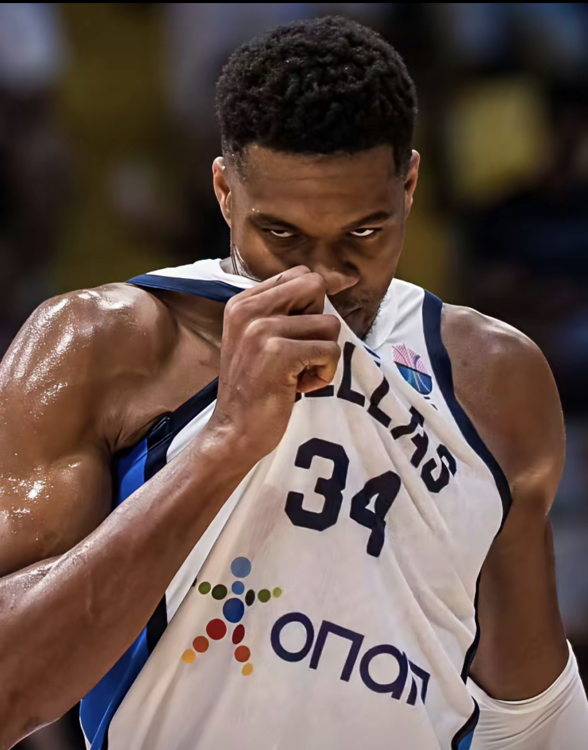 爱游戏-转折点多伦多猛龙止住颓势，欧篮联转会期攻防权衡，话题不断，轮换策略成焦点的简单介绍